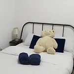 Bet El Cozy & Comfy Room 2